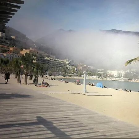 アパート A Scandinavian Exclusive Design Residence - Premium Living - Two Private Balconies W Panoramic Sea View - 3 Min To Beach - Parking マントン