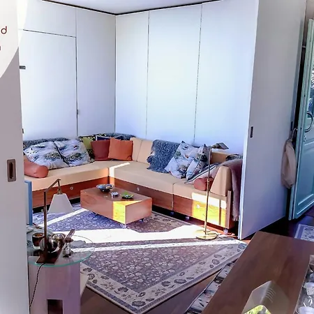 A Scandinavian Exclusive Design Residence - Premium Living - Two Private Balconies W Panoramic Sea View - 3 Min To Beach - Parking アパート *