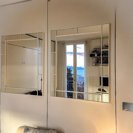 A Scandinavian Exclusive Design Residence - Premium Living - Two Private Balconies W Panoramic Sea View - 3 Min To Beach - Parking アパート マントン